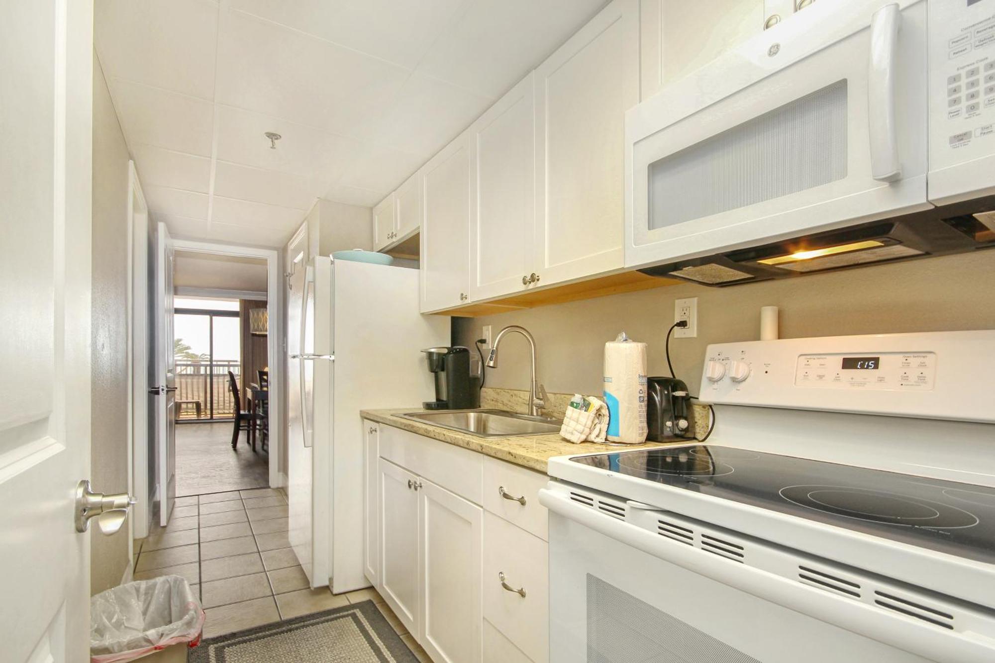 Caravelle Resort Condos شاطئ ميرتل الغرفة الصورة